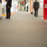 Montage sans outil : le détail qui révolutionne vos salons